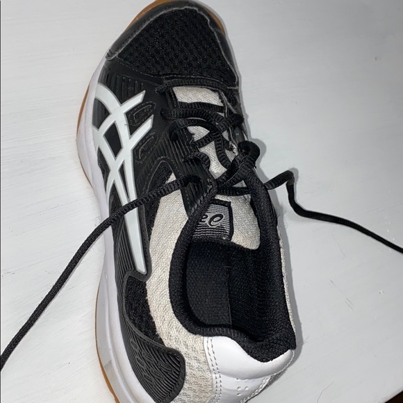 ASICS|| Women’s Upcourt 3 - Picture 2 of 2